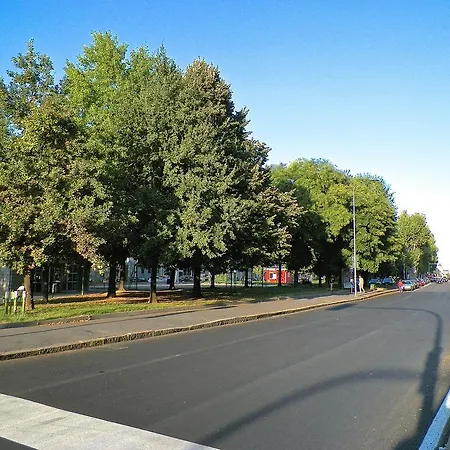 米兰艾洛套房旅馆 招待所 米兰